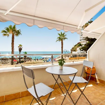 Daire Beachfront With Balcony, Sea-view Torremolinos